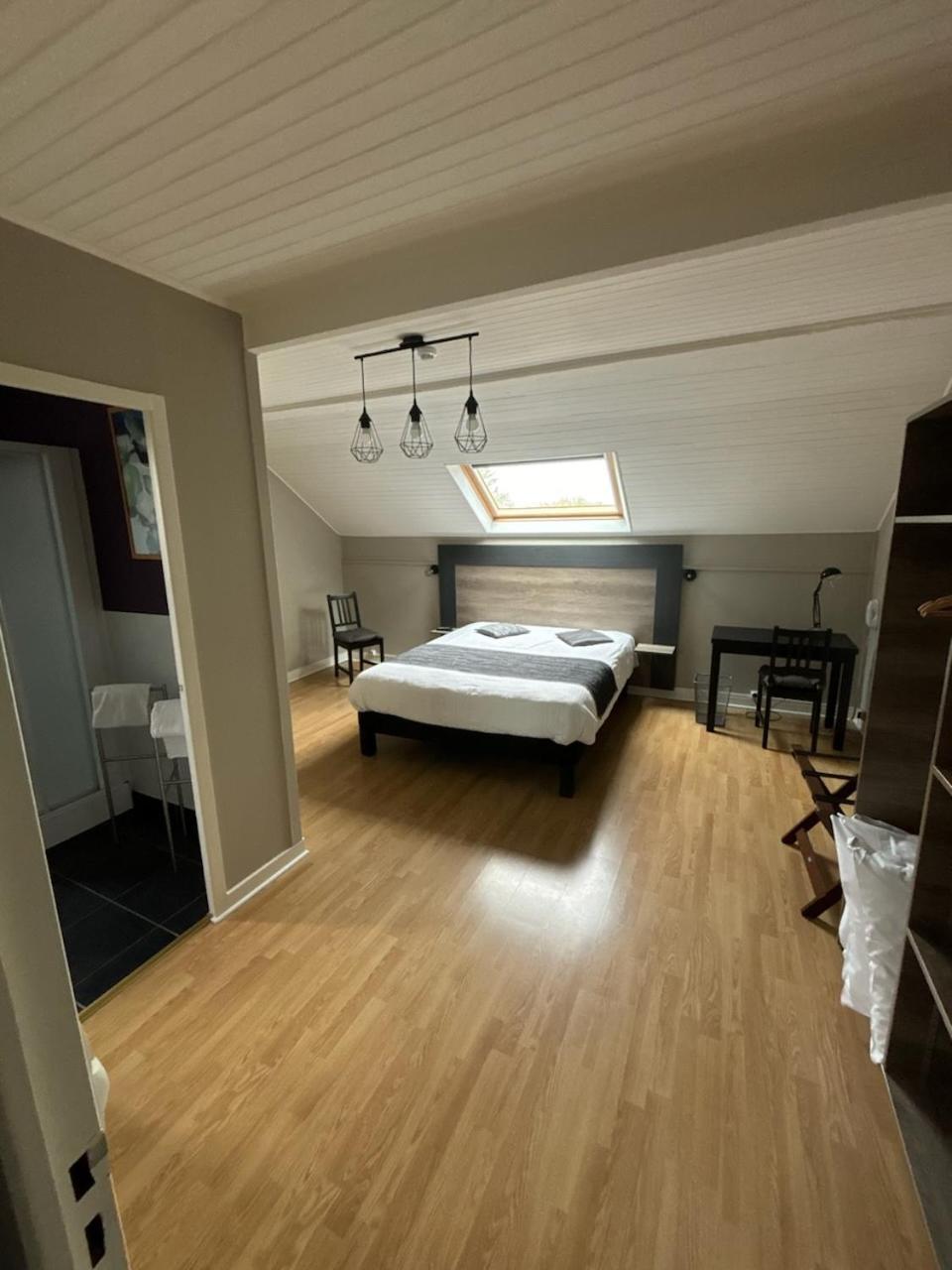 Logis Hotel & Restaurant Le Parcey 외부 사진